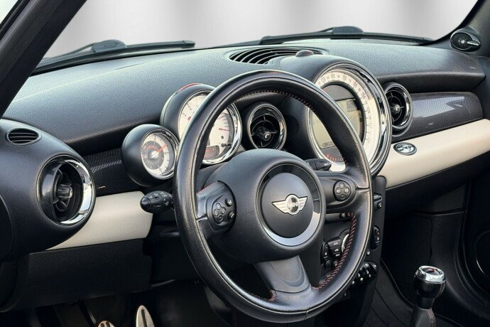 mini-cooper-s-bensin-2012-big-16