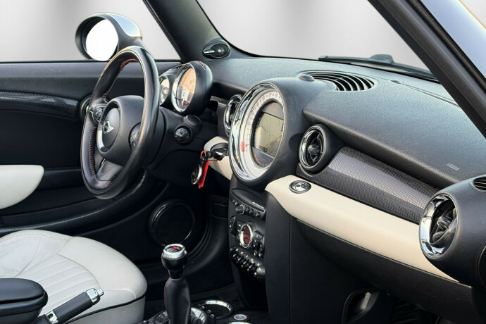 mini-cooper-s-bensin-2012-big-17
