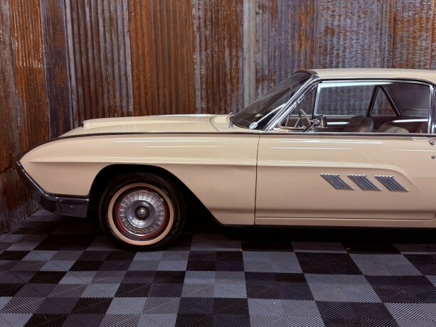 ford-thunderbird-bensin-1963-big-11