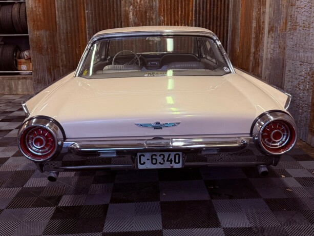 ford-thunderbird-bensin-1963-big-15