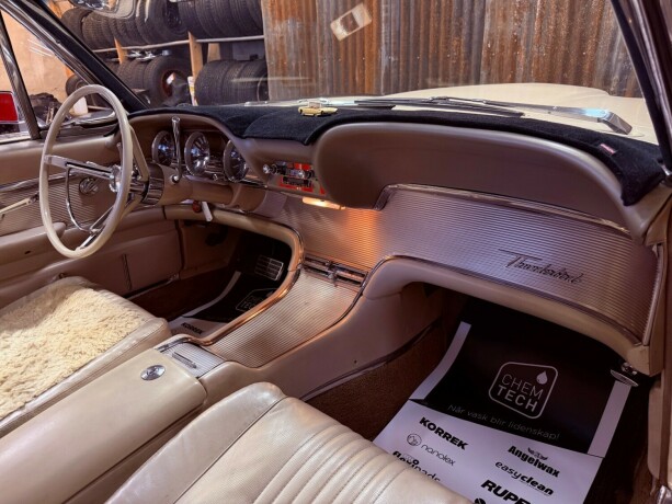 ford-thunderbird-bensin-1963-big-26
