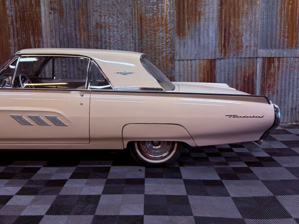 ford-thunderbird-bensin-1963-big-10