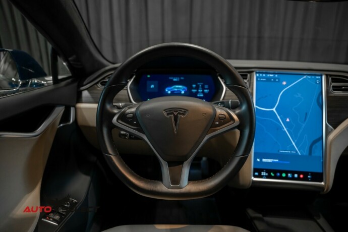 tesla-model-s-elektrisitet-2016-big-28