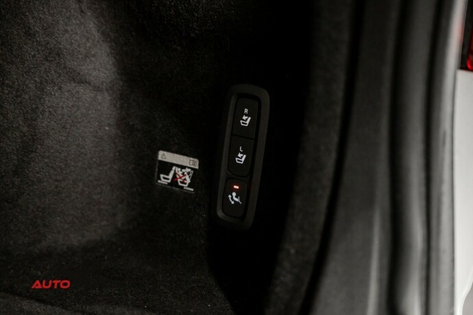 volvo-v60-elektrisitetbensin-2019-big-11