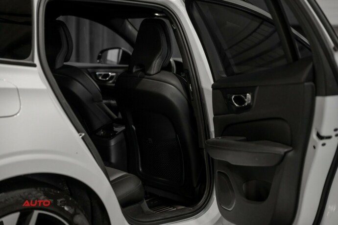 volvo-v60-elektrisitetbensin-2019-big-14