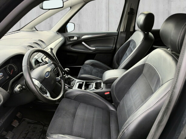 ford-s-max-diesel-2011-big-9