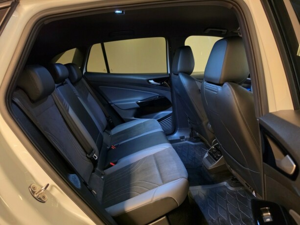 volkswagen-id4-elektrisitet-2022-big-20