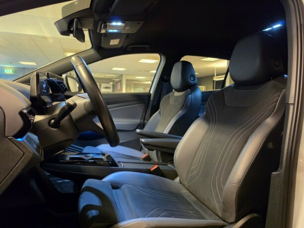 volkswagen-id4-elektrisitet-2022-big-27