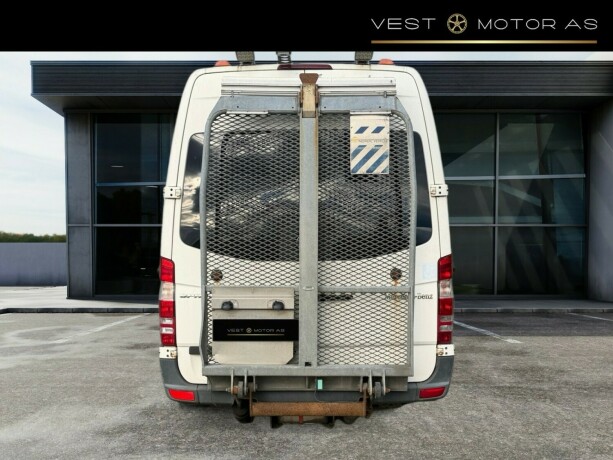 mercedes-benz-sprinter-516-diesel-2015-big-5