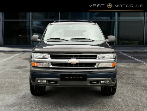 chevrolet-tahoe-bensin-2005-big-1