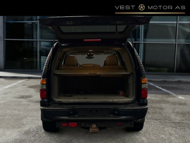 chevrolet-tahoe-bensin-2005-big-6