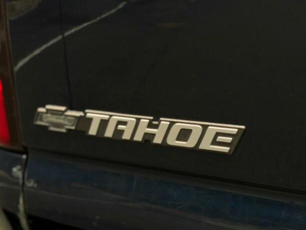 chevrolet-tahoe-bensin-2005-big-26