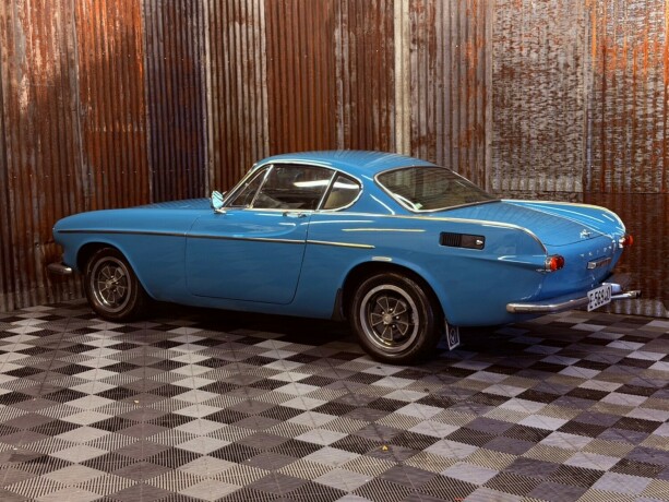 volvo-p1800-e-bensin-1970-big-8