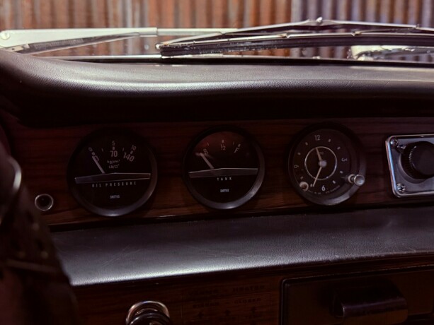 volvo-p1800-e-bensin-1970-big-22