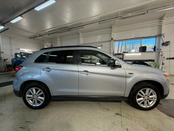 mitsubishi-asx-diesel-2012-big-2