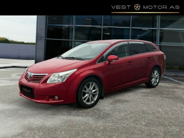 toyota-avensis-diesel-2011-big-2