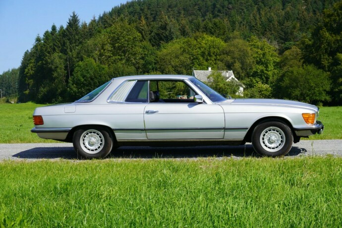 mercedes-benz-slc-bensin-1977-big-3