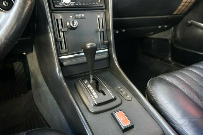 mercedes-benz-slc-bensin-1977-big-13