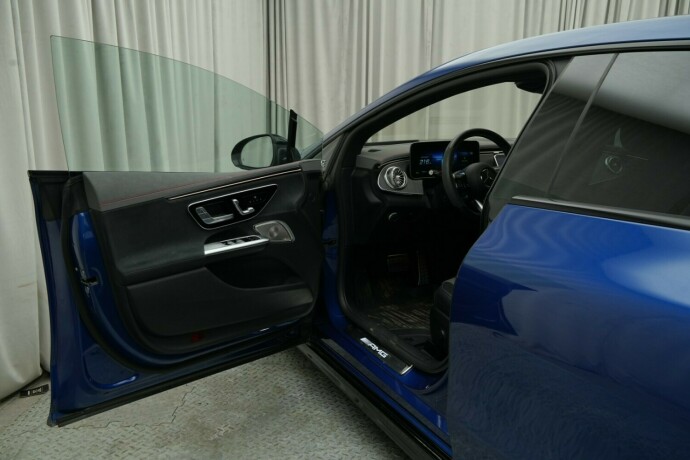 mercedes-benz-eqe43-elektrisitet-2022-big-22