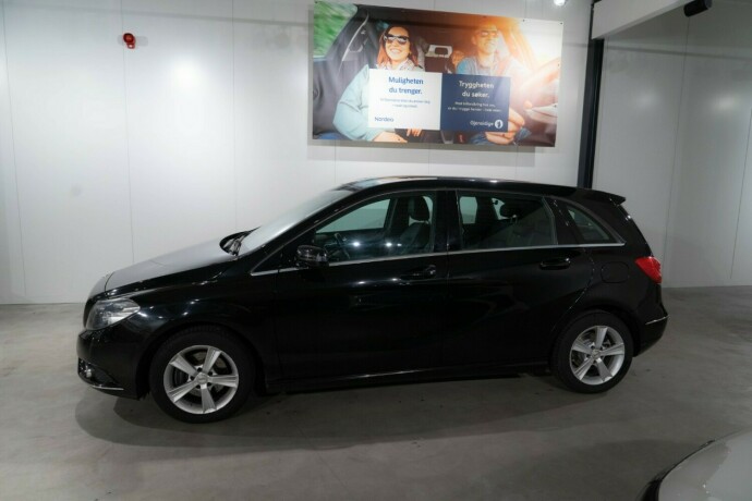 mercedes-benz-b180-d-diesel-2013-big-2