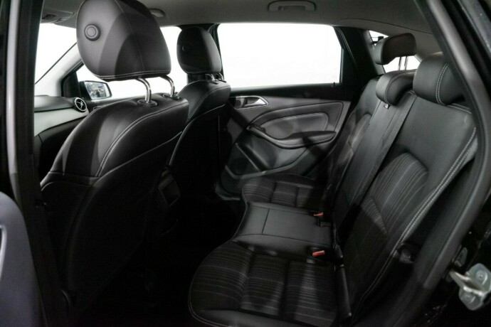 mercedes-benz-b180-d-diesel-2013-big-8