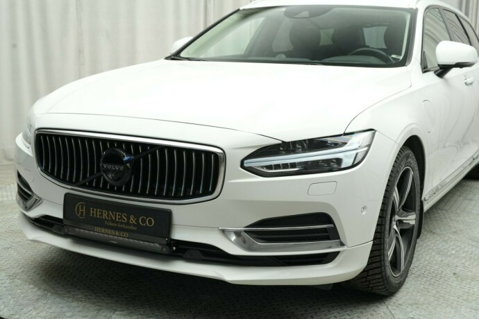 volvo-v90-elektrisitetbensin-2018-big-13