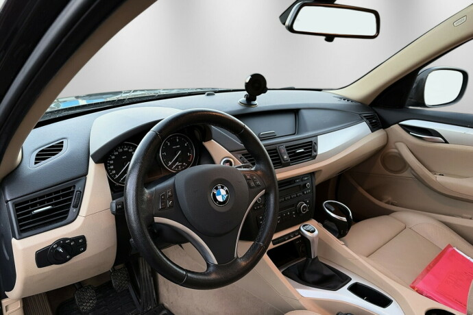 bmw-x1-diesel-2011-big-8