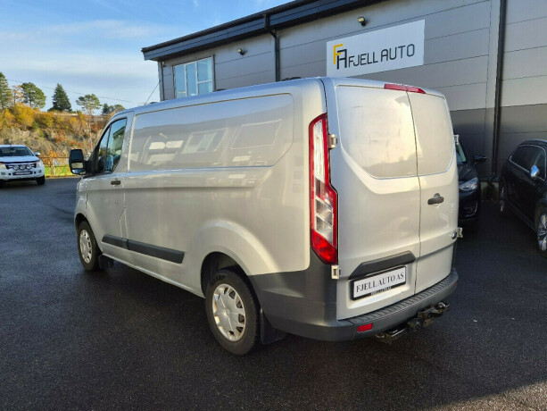 ford-transit-custom-diesel-2016-big-6