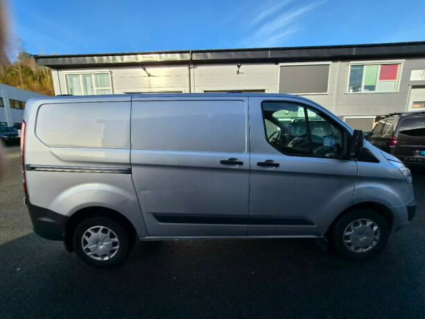 ford-transit-custom-diesel-2016-big-3