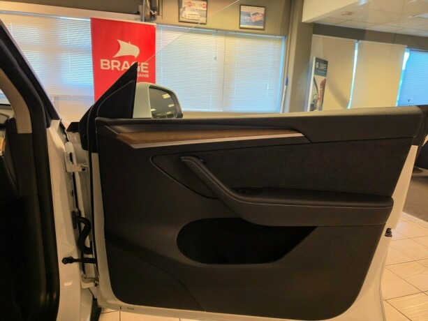 tesla-model-y-elektrisitet-2022-big-17
