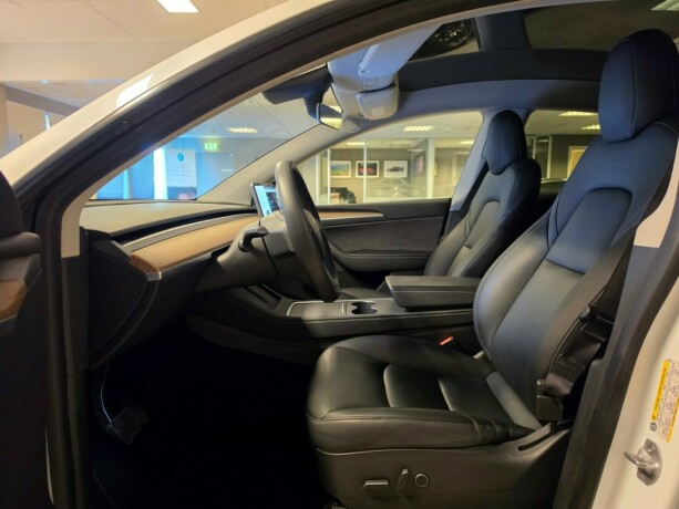 tesla-model-y-elektrisitet-2022-big-22