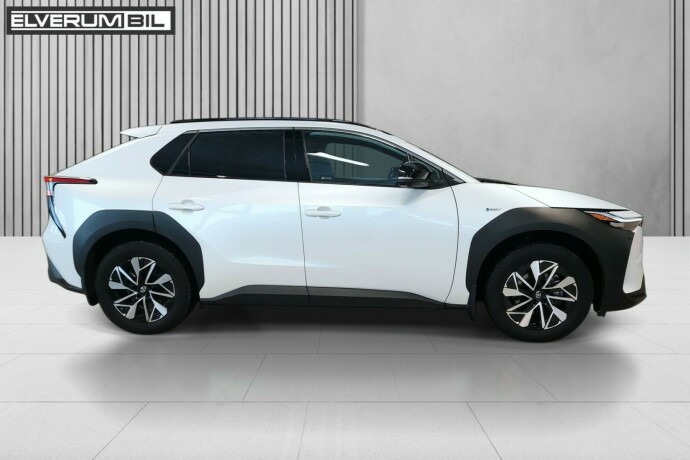 toyota-bz4x-elektrisitet-2022-big-4