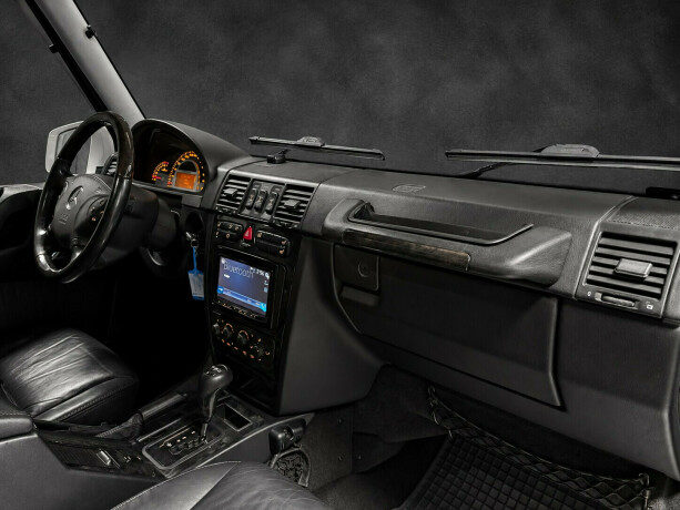 mercedes-benz-g55-bensin-2005-big-8