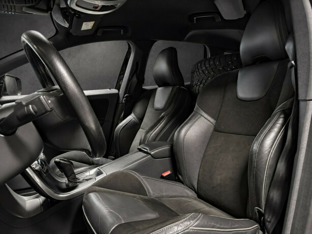 volvo-xc-60-diesel-2016-big-4