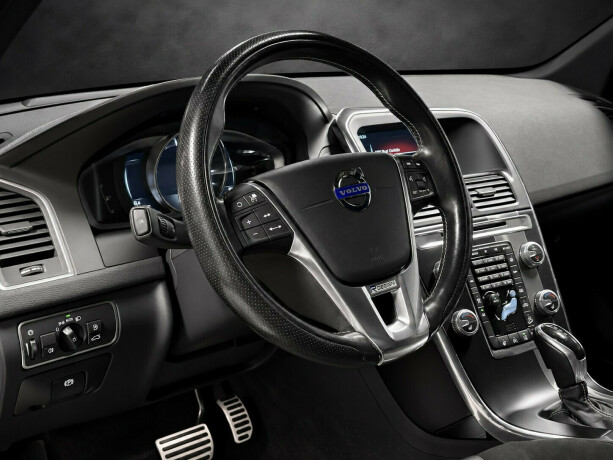 volvo-xc-60-diesel-2016-big-16