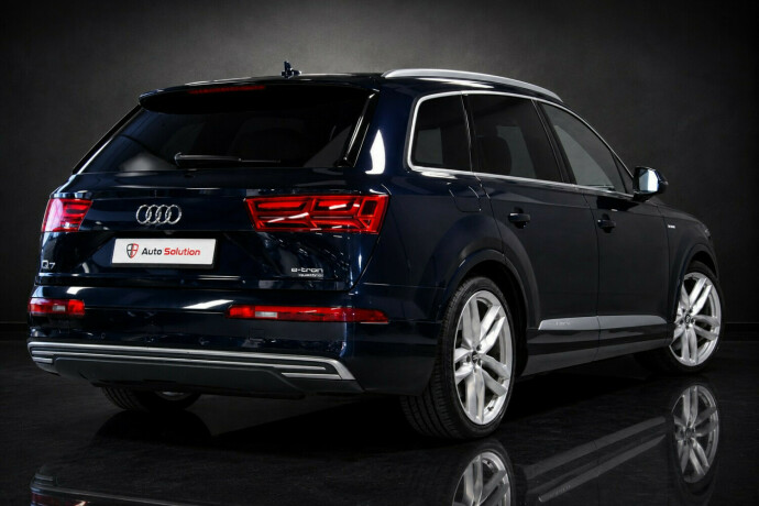 audi-q7-elektrisitetdiesel-2017-big-1