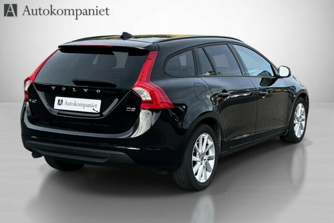 volvo-v60-diesel-2012-big-4