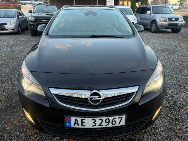 opel-astra-bensin-2012-big-8