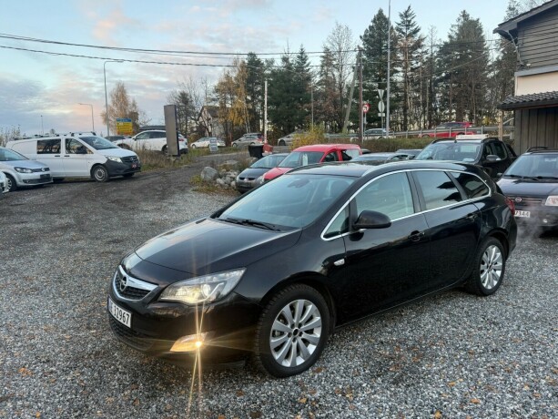 opel-astra-bensin-2012-big-10