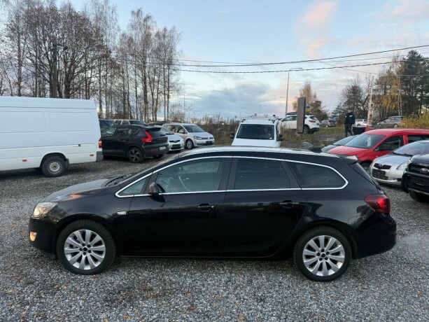 opel-astra-bensin-2012-big-5