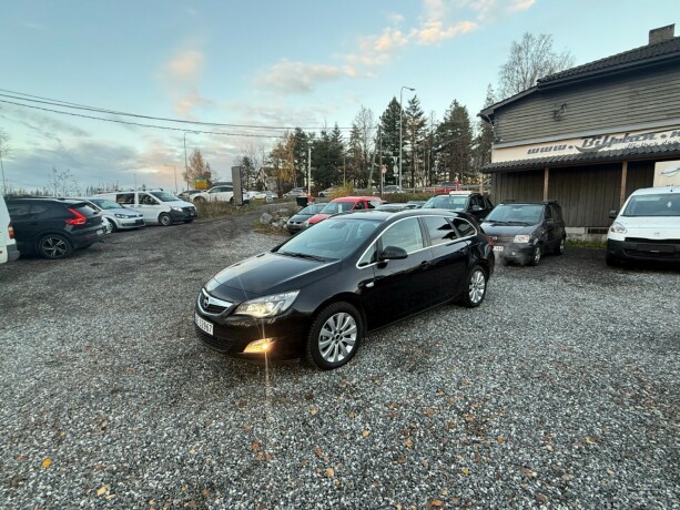 opel-astra-bensin-2012-big-9