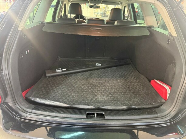 volkswagen-golf-iv-diesel-2012-big-22