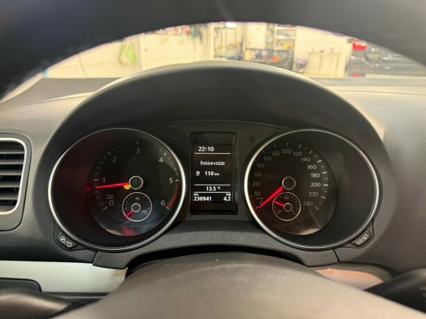 volkswagen-golf-iv-diesel-2012-big-11