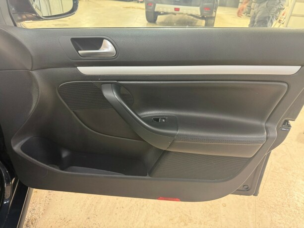 volkswagen-golf-iv-diesel-2012-big-17