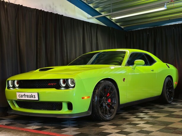 dodge-challenger-bensin-2015-big-0