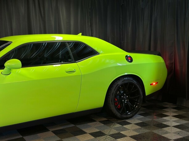 dodge-challenger-bensin-2015-big-5