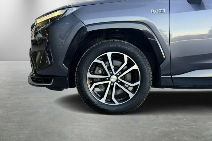 toyota-rav4-plug-in-hybrid-elektrisitetbensin-2023-big-5
