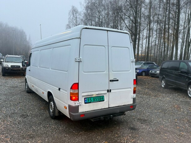 mercedes-benz-312-diesel-1998-big-4