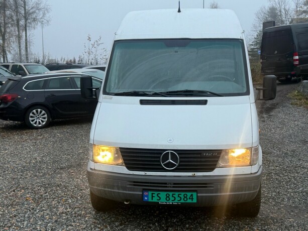 mercedes-benz-312-diesel-1998-big-1