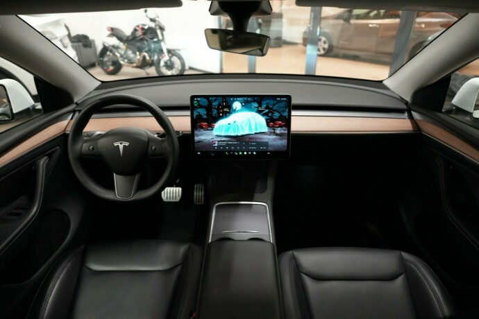 tesla-model-y-elektrisitet-2022-big-10